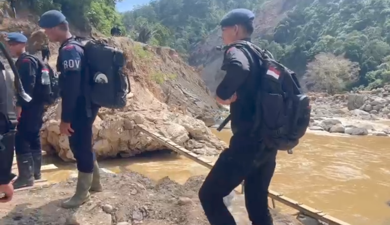 Screenshot_2025-12-11-16-28-00-902_com.whatsapp